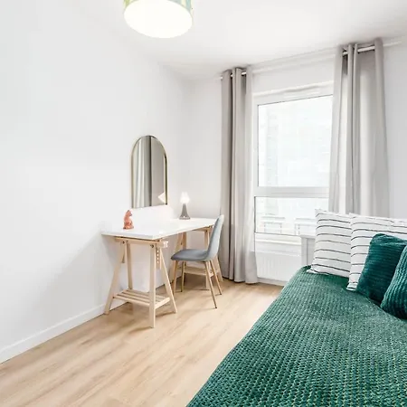 Enjoy! Ursus * وارسو