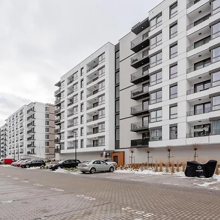 Enjoy! Ursus Apartment