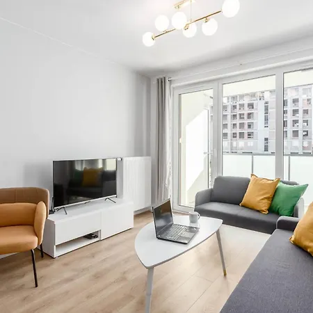 Enjoy! Ursus Apartment
