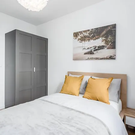 Enjoy! Ursus Apartment Warsaw