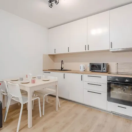 Enjoy! Ursus Apartment Warsaw