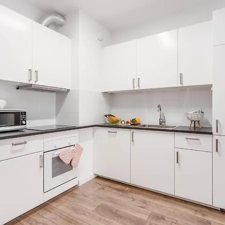 Enjoy! Ursus Апартаменты Варшава