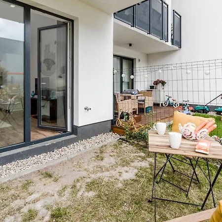 Enjoy! Ursus Апартаменты Варшава