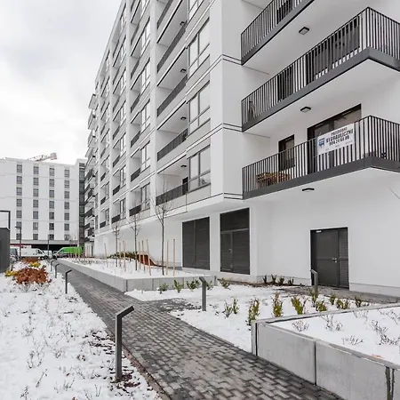 Enjoy! Ursus Апартаменты Варшава