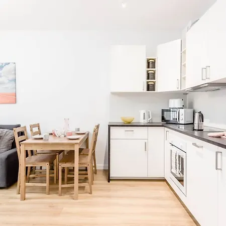 Enjoy! Ursus Апартаменты Варшава