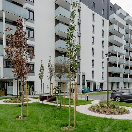 Enjoy! Ursus Appartement *