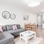 Appartement Enjoy! Ursus *
